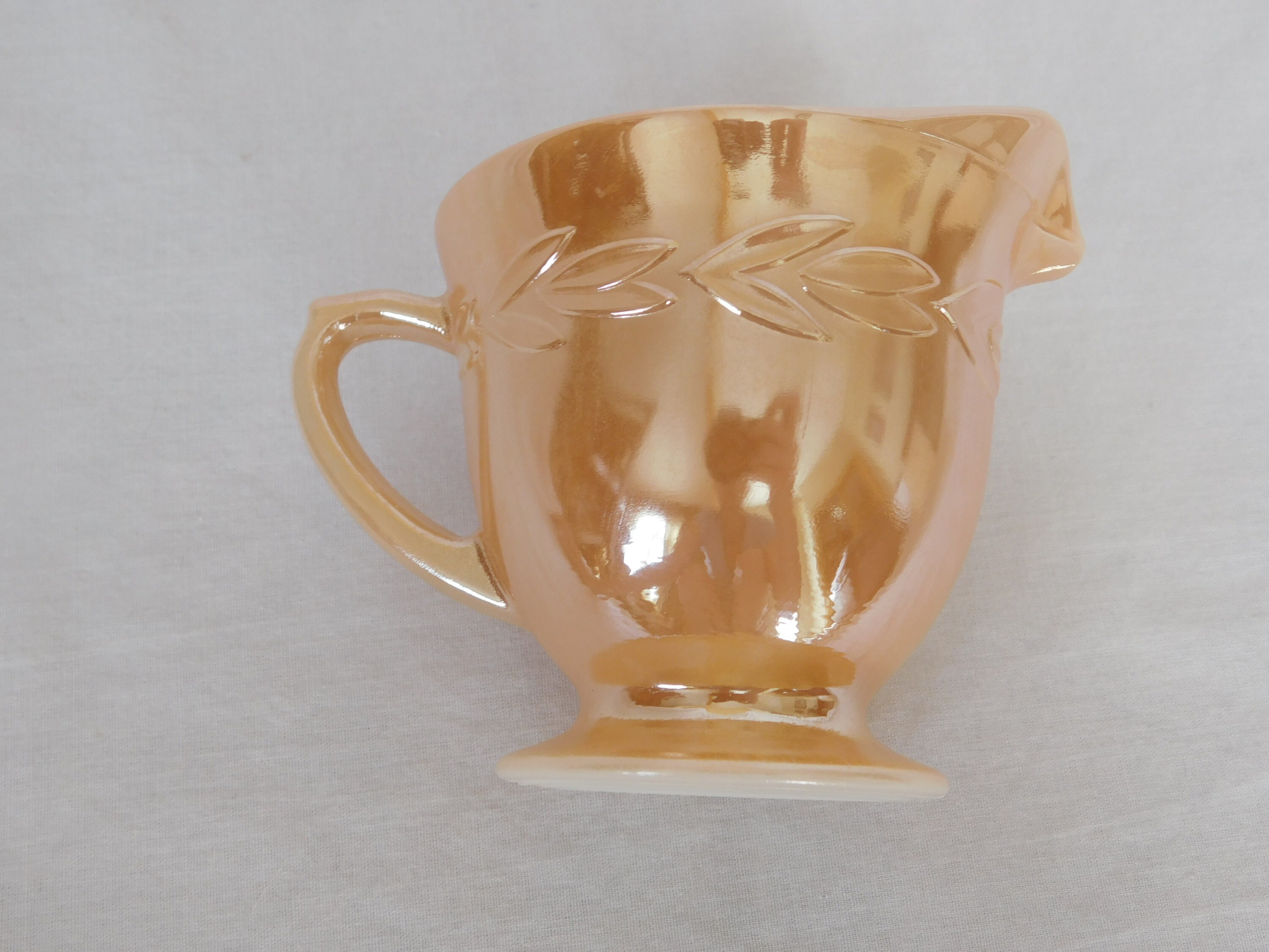 Serving Pickers Vintage Creamer, Lusterware, Fire King, Kitchen, Peach, 6 Ounce ...