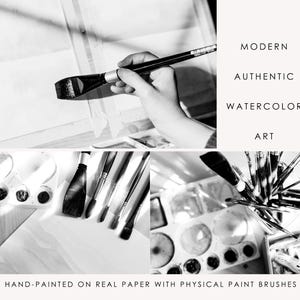 Peut inclure: Image en noir et blanc de mat&eacute;riel d'art &agrave; l'aquarelle. Une main tient un pinceau sur du papier. L'image comprend des pinceaux, des palettes et le texte : "Art moderne et authentique &agrave; l'aquarelle" et "Peint &agrave; la main sur du vrai papier avec des pinceaux physiques."