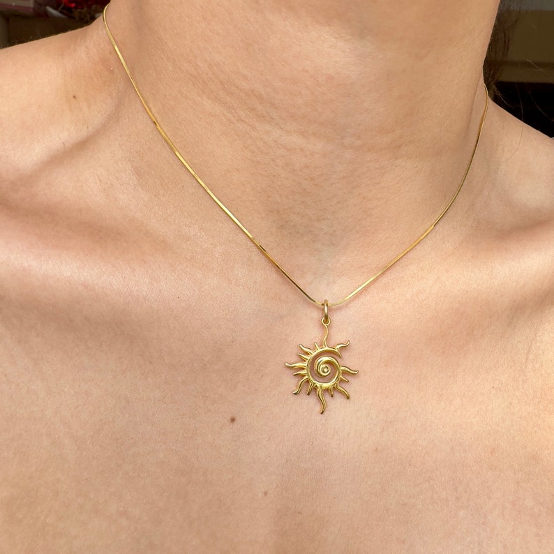 Sunburst Necklace, Delicate Sun Necklace, Gold Sun Necklace, Sun Charm, Summer Jewelry, Celestial Necklace, Sun Pendant Necklace image 6