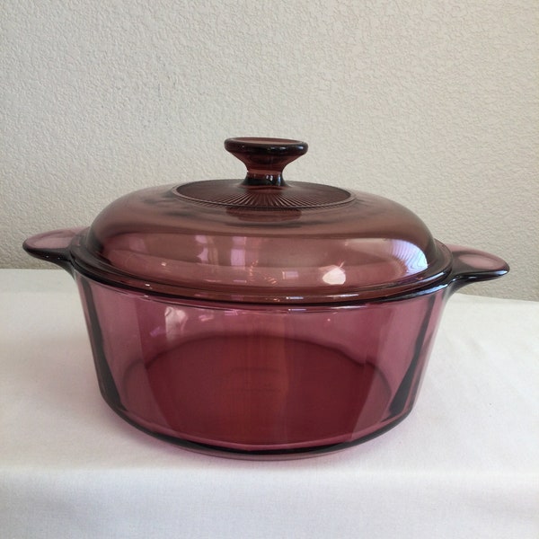 2.5 Qt Cranberry Vision Corning Glass Casserole Dish #1156 & Pyrex Lid Made in USA