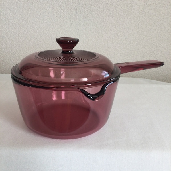 1 Liter Cranberry Vision Corning Pyrex Glass Saucepan w/Lid Made in USA