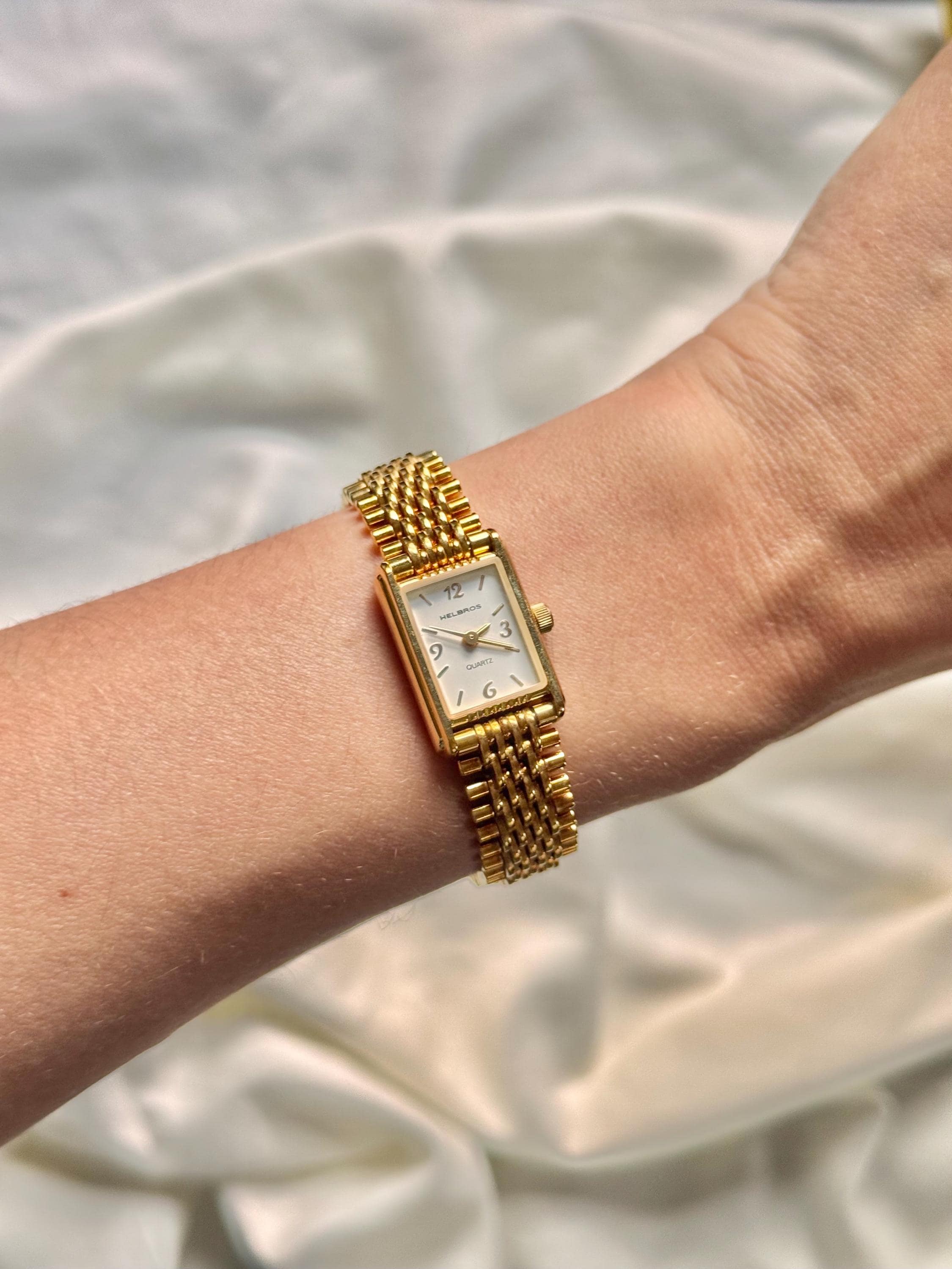 アンティーク　アメリカ　HELBROS　1950年代　レディースドレスウオッチ Helbros Vintage Quartz Ladies Watch Gold Tone *Untested | eBay
