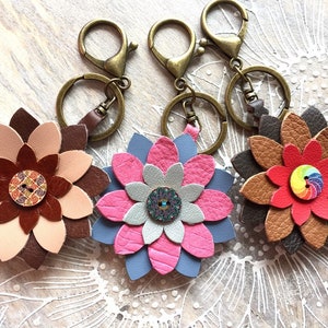 Yaihsuy Cute Flower Keychain Charms,Bag Purse Charms for Handbags,Car Keys  Key chain Accessories for Women Girls