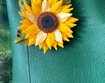 Sunflower Leather Bag Charm, Keychain – Handmade Genuine Leather Accessory