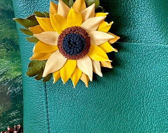 Sunflower Leather Bag Charm, Keychain – Handmade Genuine Leather Accessory
