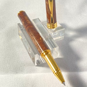 Artisan Executive Fountain Pen - Walnut : r/turning