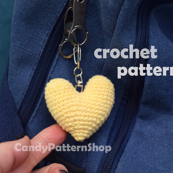 Pocket hug thinking of you gift crochet pattern Valentines Day gift ideas, crochet pocket hug keychain pattern Birthday gift for bestie