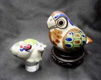 Figurines stylisées d'aigle et d'escargot en porcelaine, décorées à la main et fabriquées au Mexique