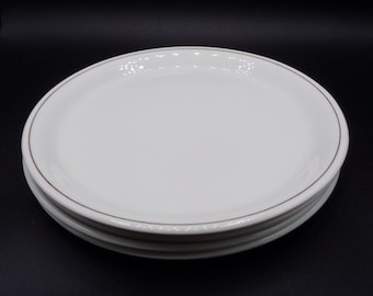 2 petites assiettes plates Royal Doulton et 2 petites assiettes Wedgewood fabriquées pour Air Canada