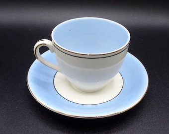 Tasse à thé et soucoupe fabriquées par Alfed Meakin, Angleterre