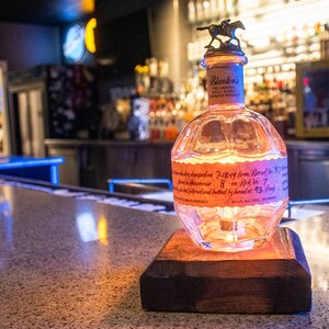 Horse Topper Bourbon Whiskey Lamp | Bourbon Gifts | Whiskey Decor | Man Cave - Etsy