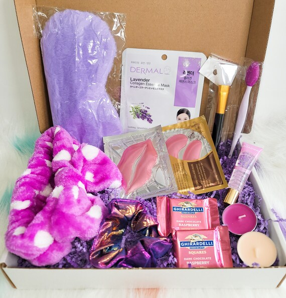 Birthday Gifts for Women Purple Spa Gift Baskets for Women Unique Gifts  Ideas Relaxing Self Care Gifts Set for Womens Relaxation Gift Boxes  Christmas