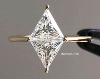 Anello di fidanzamento con moissanite triangolare da 1 carato, anello di diamanti geometrico per donna, delicato anello nuziale in oro massiccio, regalo di anello di promessa unico