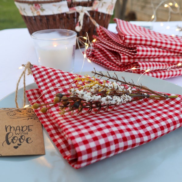 Red Gingham patterned serving napkin, Set Of Winter Napkins, Cute Napkins Cloth, Christmas Napkins, Cotton Table Napkins, Dinner Napkins