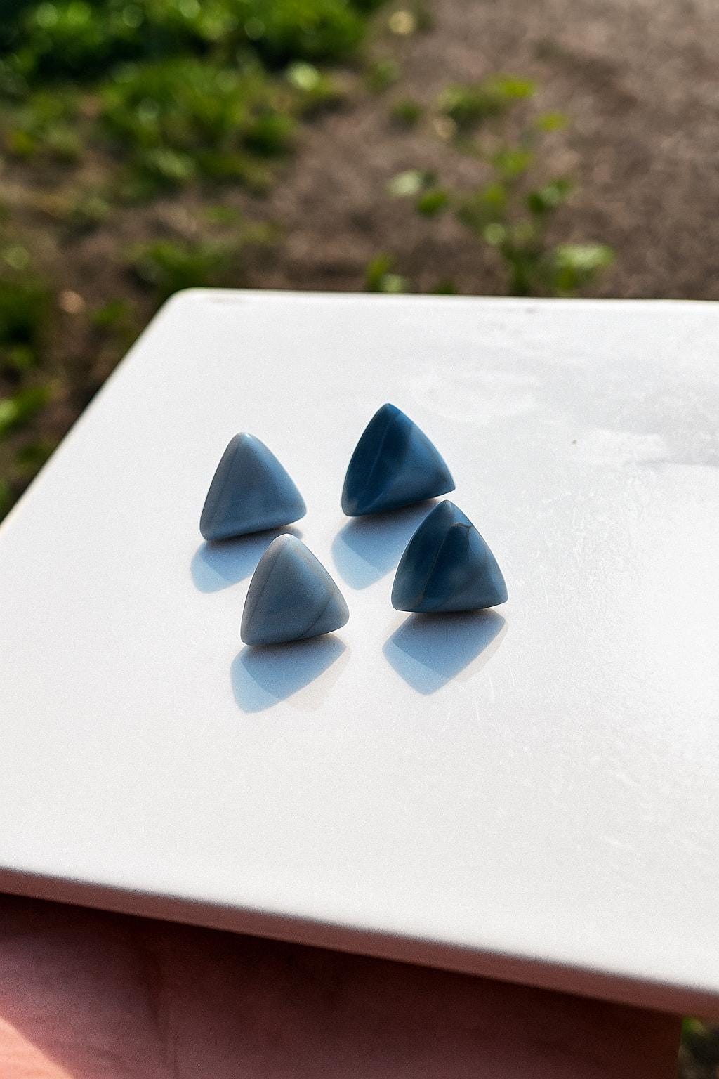 天然ブルーオパール宝石: AAA+ ファンシーピラミッドシェイプ。 - Etsy