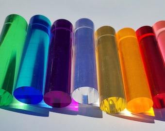 Acrylic Pegs for Light Pegboards: 120-Pack Sensory STEM Accessory