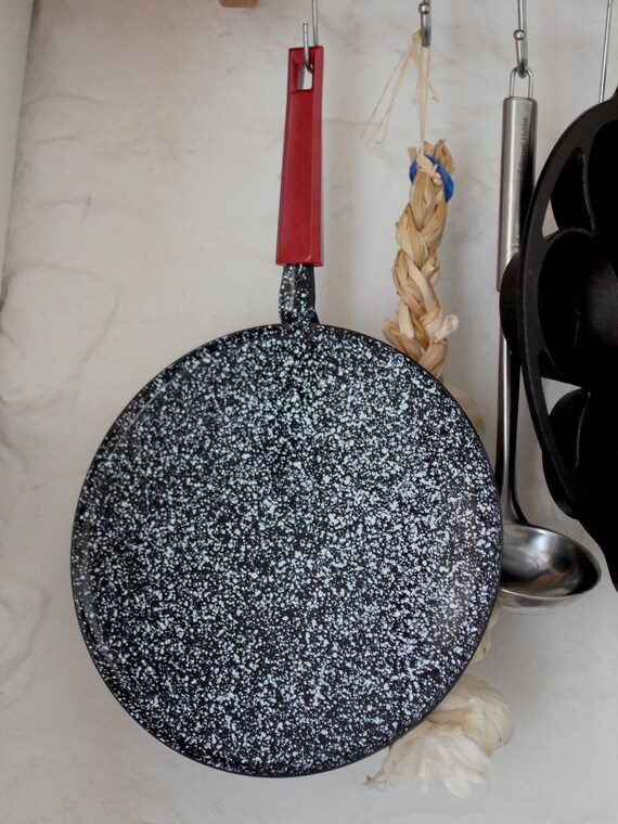 Big 20-26CM Cast Iron Enamel Pot Cookware Carbon Steel Enamel
