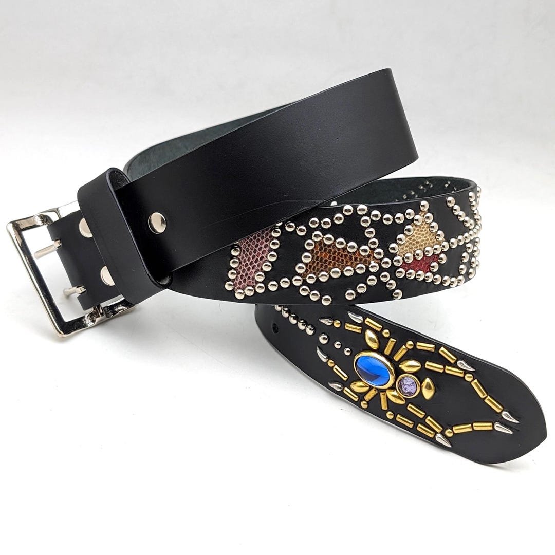 Handmade Black Studded Leather Belt With Spider & Web Design  display picture 1