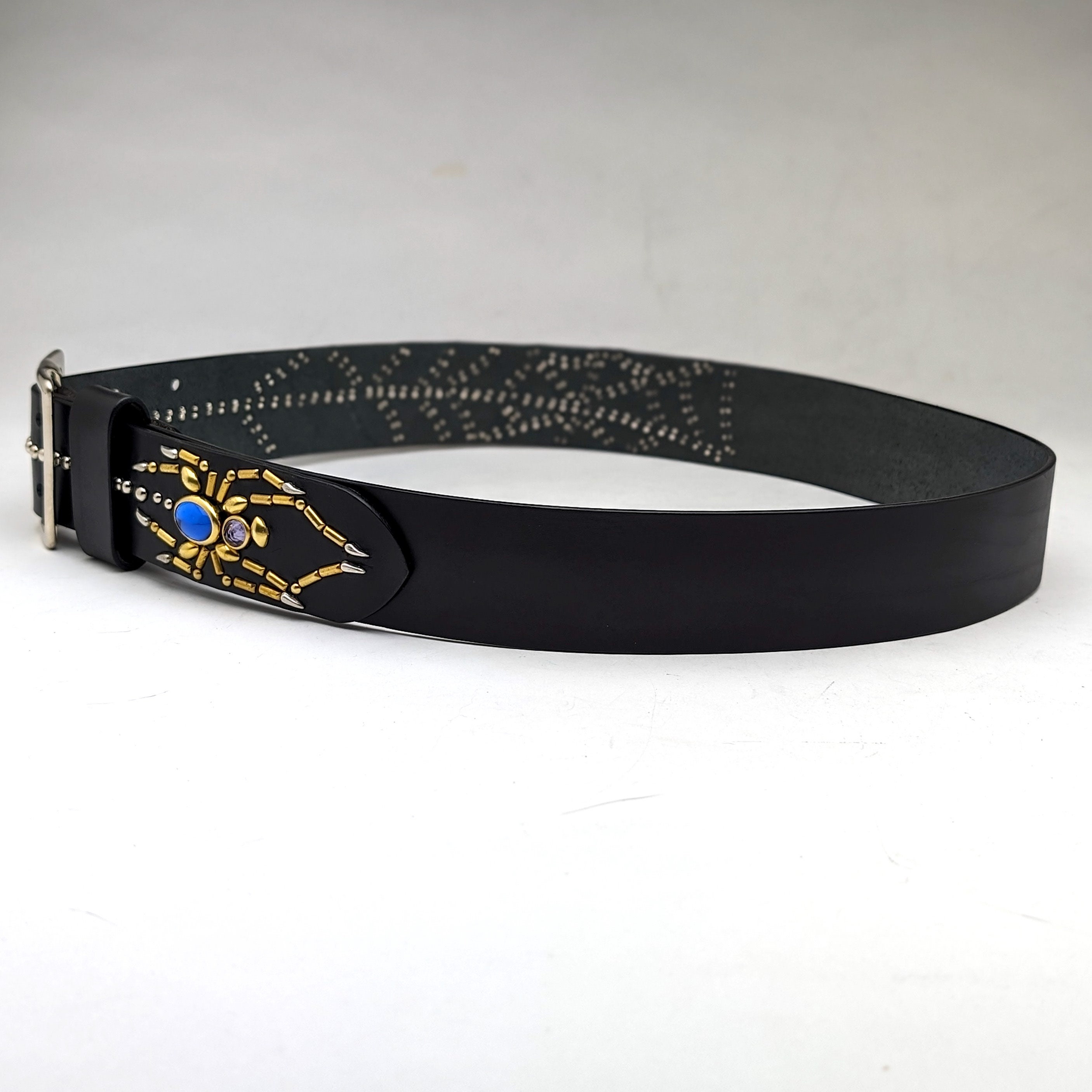 送料無料の商品 Handmade Black Genuine Leather Studded Belt With Spider and 小物