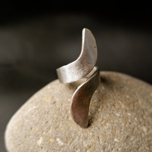 BOHO RING - Bulky Ethnic Ring • Unique • Statement Ring • Chunky Ring • Rings For Woman • Minimalist • Dome • Carved • Adjustable • QD39