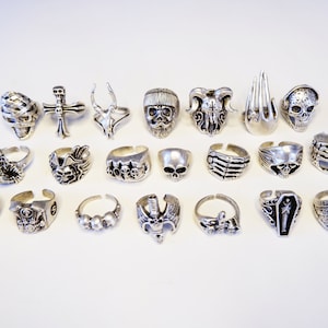 SKULL RING COLLECTION • Gothic Rings • Minimalist • Ethnic • Carved•Punk ring•Handmade Sterling Silver Ring•Ring for Men• Adjustable • QDS9