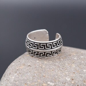 BAND RING für Männer - Einzigartiger Stapelbarer Ring • Statement Ring • Chunky Ring • Minimalistischer Ring • Gravierter Ring • Herrenring • Verstellbar • QD263