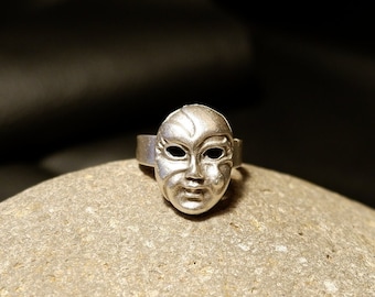 MASK RING - Face Ring • Unique Ring • Statement Ring • Chunky Ring • Unisex •  Handmade Ring •  Silver Plated Ring • Adjustable • QD169