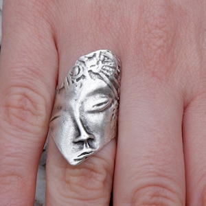 FACE RING - Rings For Unisex • Queen Ring • Silver Handmade • Chunky Ring • Mask Ring • Unique Ring • Men&#39;s Ring • Carved • QD4