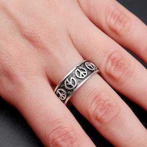 PEACE SIGN BAND Ring For Unisex - Unique Silver Ring• Dainty Chunky Ring • Statement Ring • Minimalist Hippie Ring • Adjustable Ring •QD288