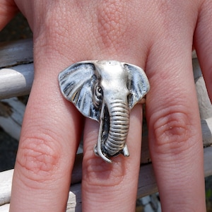 Versilberter Elefanten Ring: Unisex Statement Ring