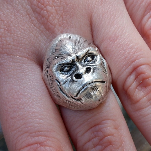 GORILLA RING - Monkey Ring • Unique • Statement Ring • Chunky Ring • Engraved • Face Ring • Unisex • King Kong • Adjustable • QD134