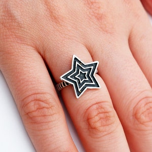 STAR RING - Rings For Woman • Handmade • Engraved Star Ring • Chunky Ring • Star Ring •  Engraved Ring • Fashion Ring • Adjustable • QD384