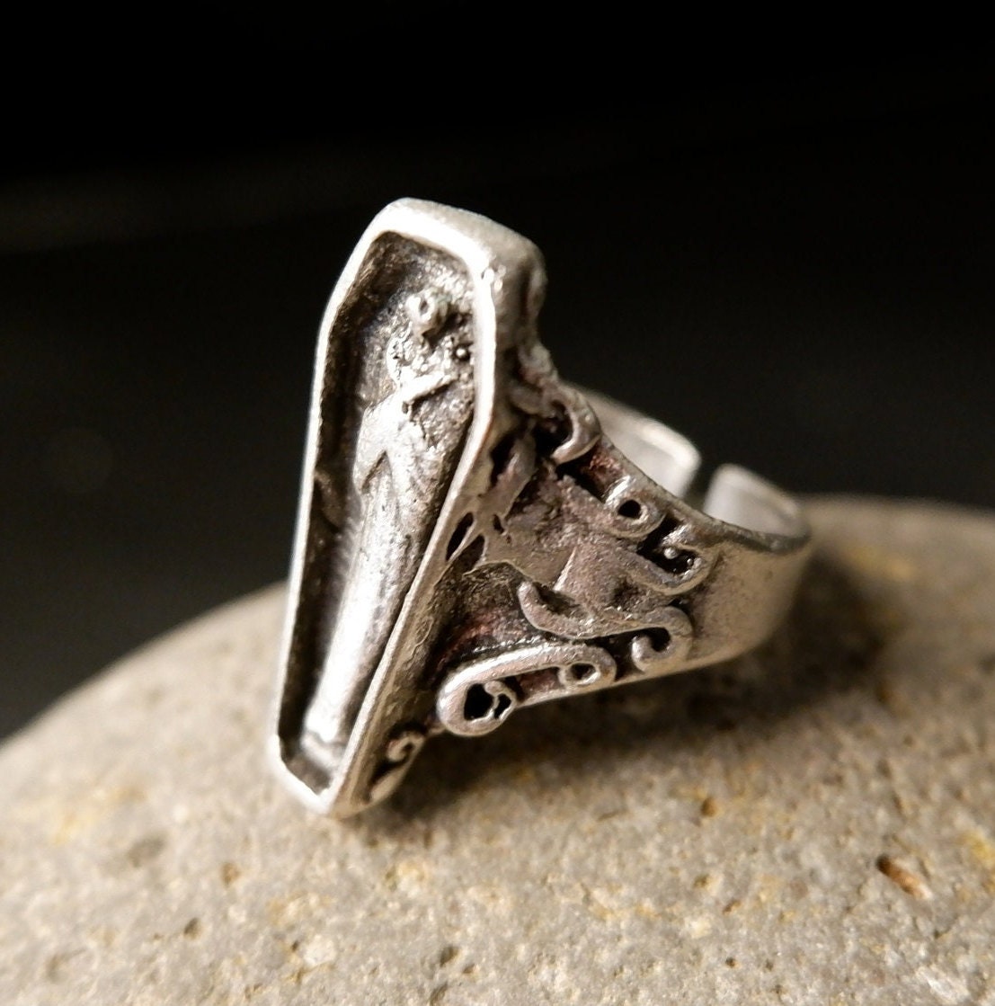Gothic Silver Adjustable Coffin Ring - Egyptian Mummy Vampire Style Jewelry - View #2