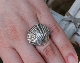 SHELL RING - Dianty Ring For Women • Chunky Ring • Statement Ring • Sea Jewelry • Minimalist Animal Ring • Marine Ring • Adjustable • QD165