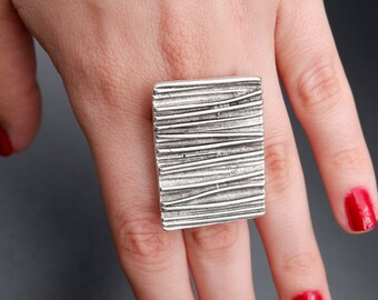 Bague bohème carrée gravée : bague tendance réglable en plaqué argent antique