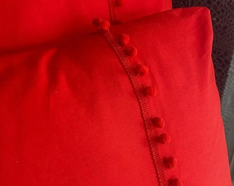 Rot Pom Pom Kissenbezug Dekoratives Dekokissen Boho Minimalist Umschlag Verschluss Fall
