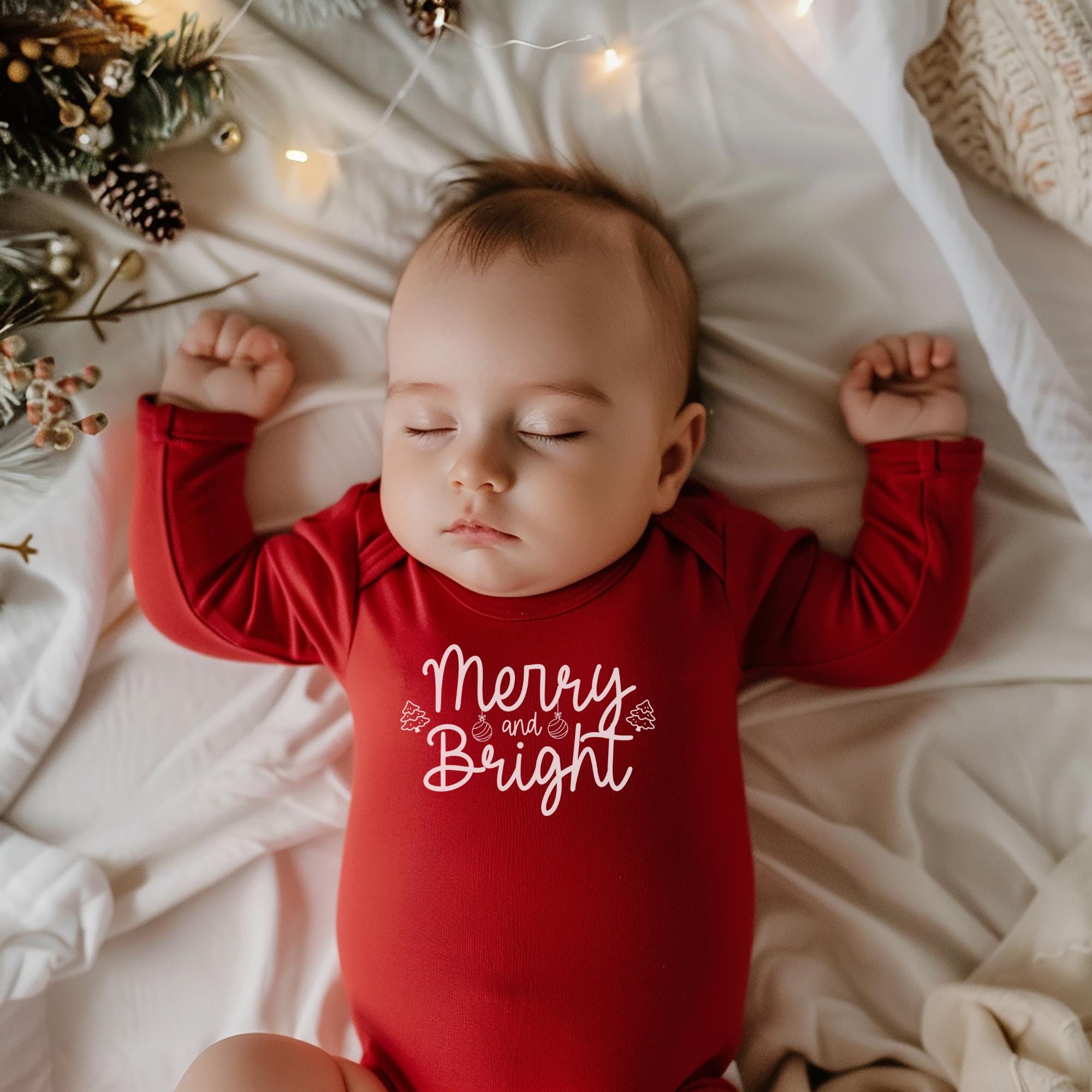 Merry and Bright Baby Bodysuit, Christmas Baby Onesie, Christmas Outfit Baby Boy, Christmas Onesie Baby Girl, Festive Onesie, Baby Christmas