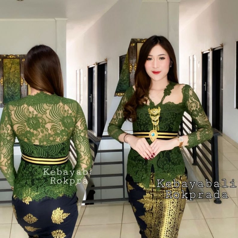Kebaya dress Complete set for weddings or formal event made of brocade and batik cloth with long sleeve and V-neck D