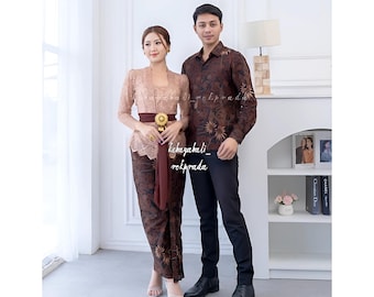 Handmade Batik Couple Set – Kebaya Skirt & Men’s Shirt Modern Brown Gold