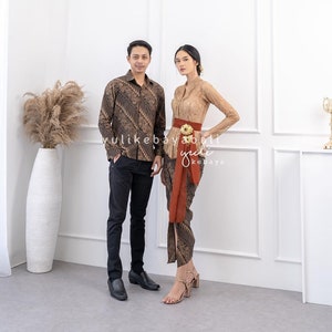Kebaya Couple set | full set of kebaya dress and men&#39;s batik shirt, sarimbit batik couple, long sleeve and V-neck