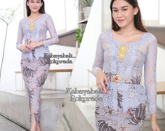 Kebaya dress | Complete set | for wedding or formal event | made of brocade and batik fabric, long sleeve and square neck