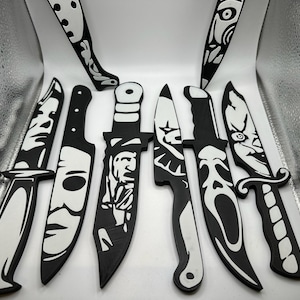 Horror Knife Set! 8 Pieces GhostFace, It, Chucky, Freddy!!Halloween Décor, Halloween Wedding Gift, Scary Movie,Party Décor,Small Gift