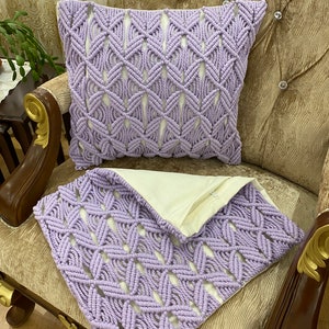 Boho dekoratives Makrameekissen, dekoratives Kissen, Makrameekissen, einzigartiges handgefertigtes Geschenk, Makrameewohnzimmerdekor, handgemachtes Kissen