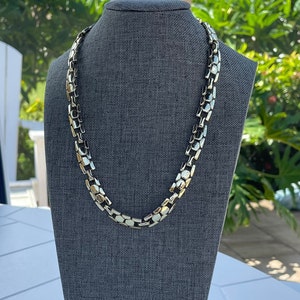 Vintage Gold Tone link Necklace