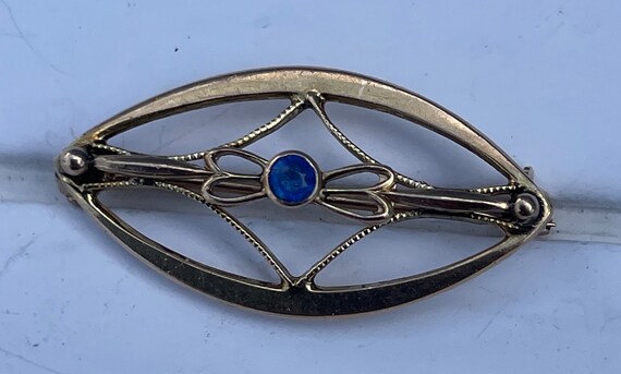 Vintage Tiny 10k gold blue sapphire pin - image 9