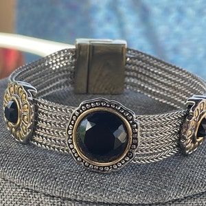 Vintage Magnetic Black Stones Bracelet