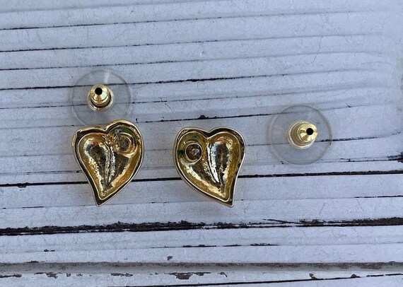 Vintage Gold tone Heart Earrings - image 4