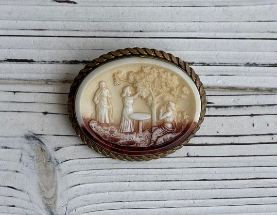 Antique Cameo Brooch with three women and one tre… - image 8