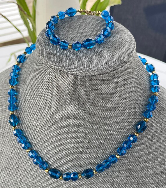 Vintage Blue Aurora Borealis Necklace and Bracelet - image 9