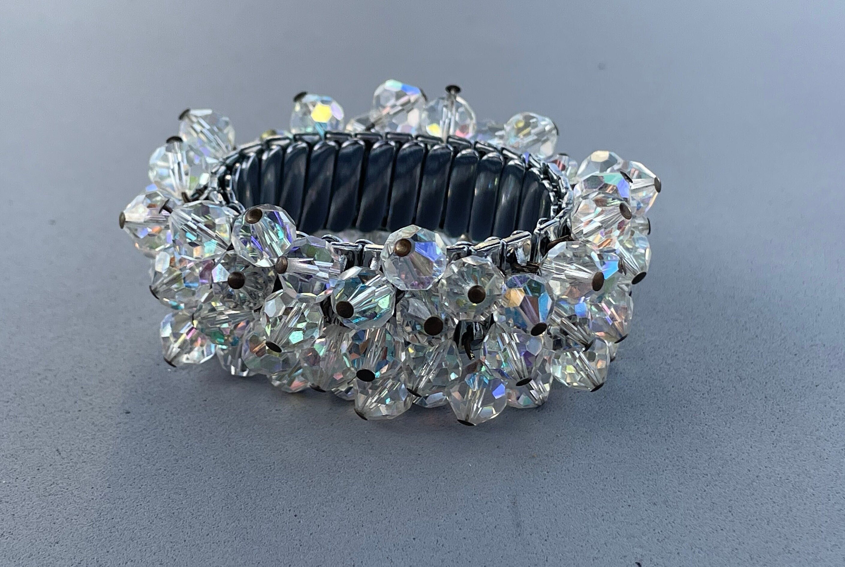 chunコラボ☆chance bracelet memorial aurora Swarovski Crystal Bracelet Aurora Borealis LARGE Cube Beads